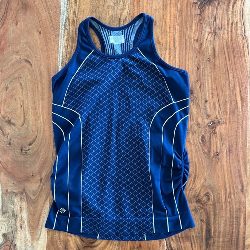 Athleta Finish Fast tank. In like new condition. Womens XL. Navy blue.